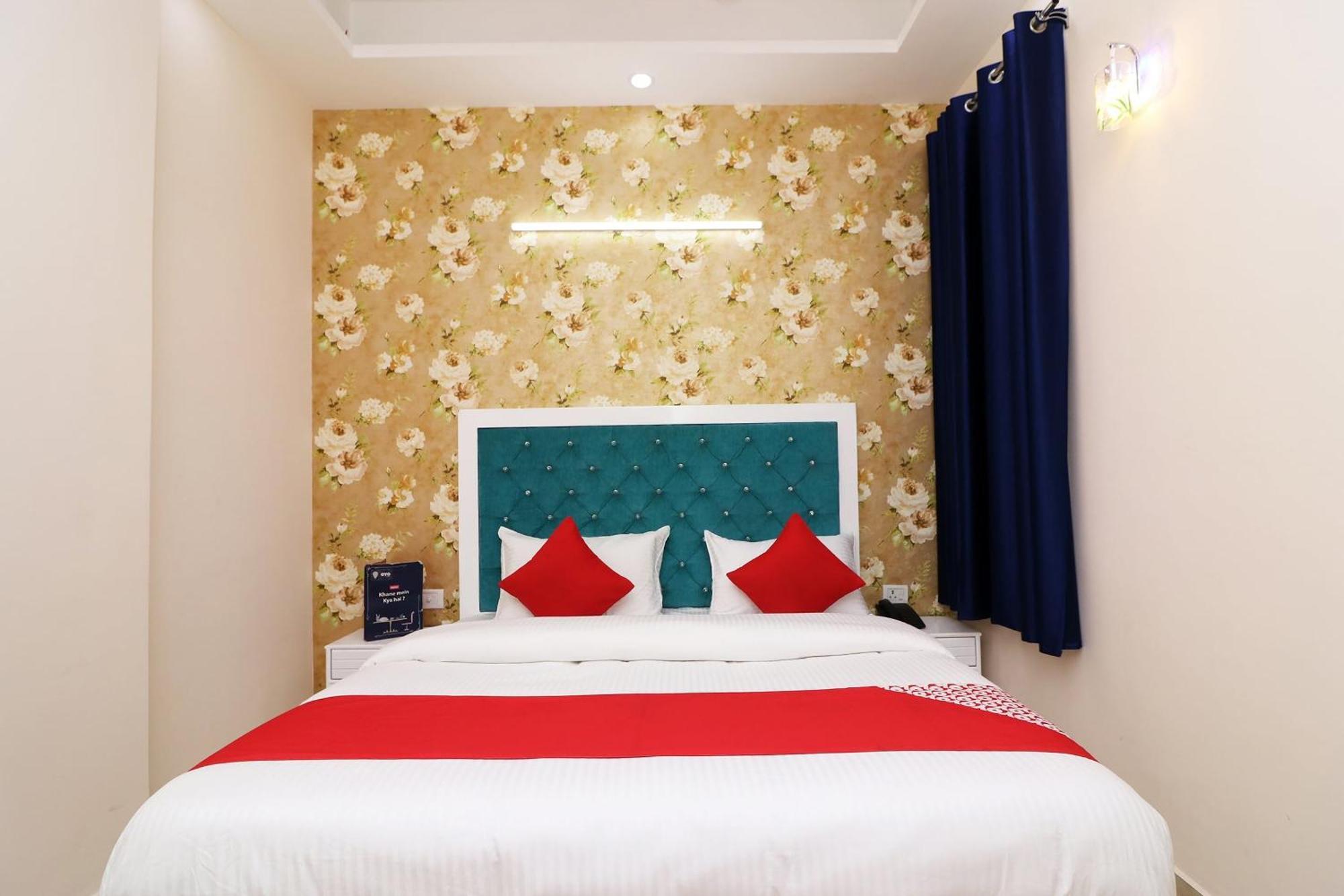 Hotel O The Grand Palace Ghaziabad Exterior photo